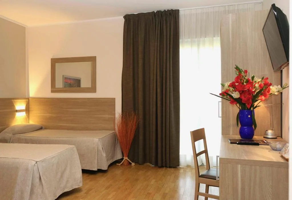 Dama Hotel