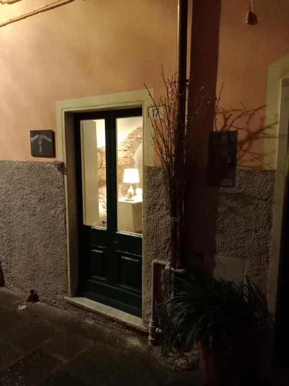 DEMIVIE GUESTHOUSE