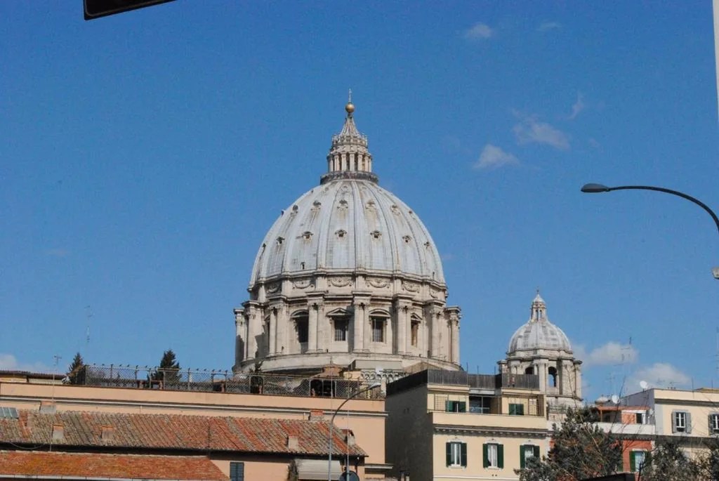Di Fronte alla Cupola