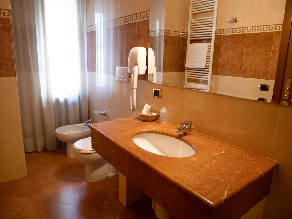 Dipendenza Hotel Londra — foto 3