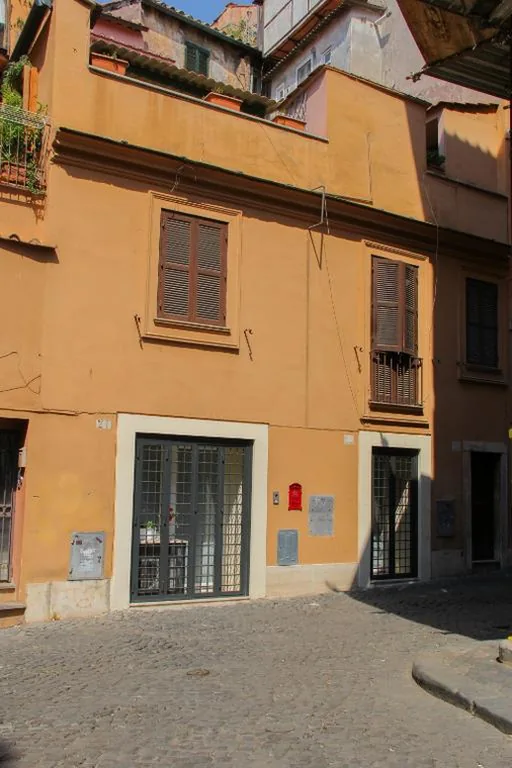 DOMUS DIVI – appartamento nel cuore di Roma — foto 6