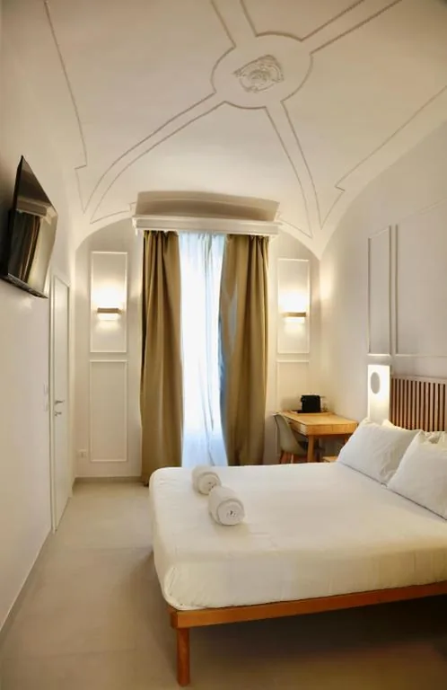 Domus Maxima – Rome Suite & Rooms