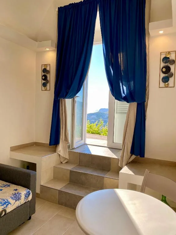 Domus Ɫ Ponza SeaView