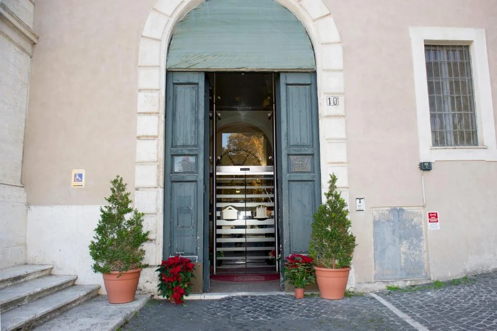 Domus Sessoriana — foto 5