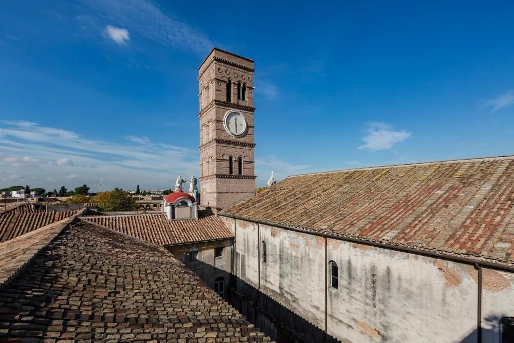 Domus Sessoriana — foto 8