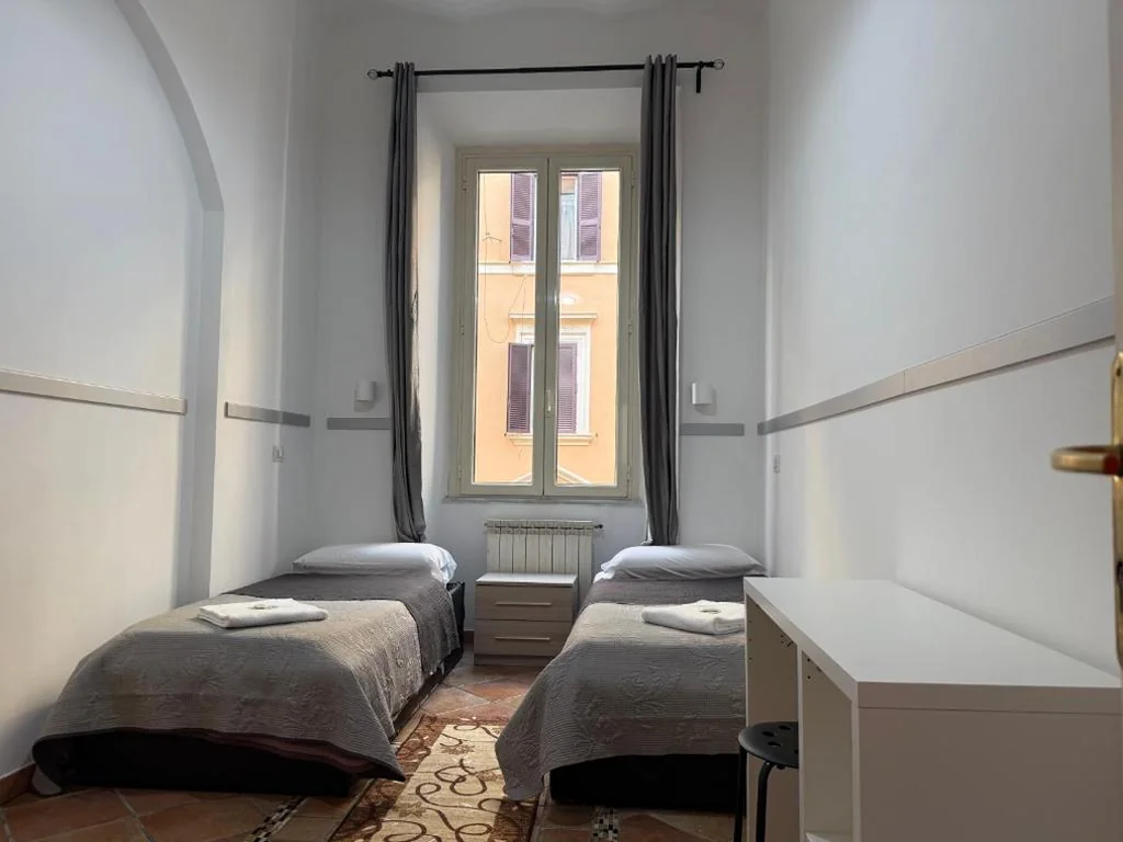 Double Room with Outside Private Bathroom — Zidan Guest House