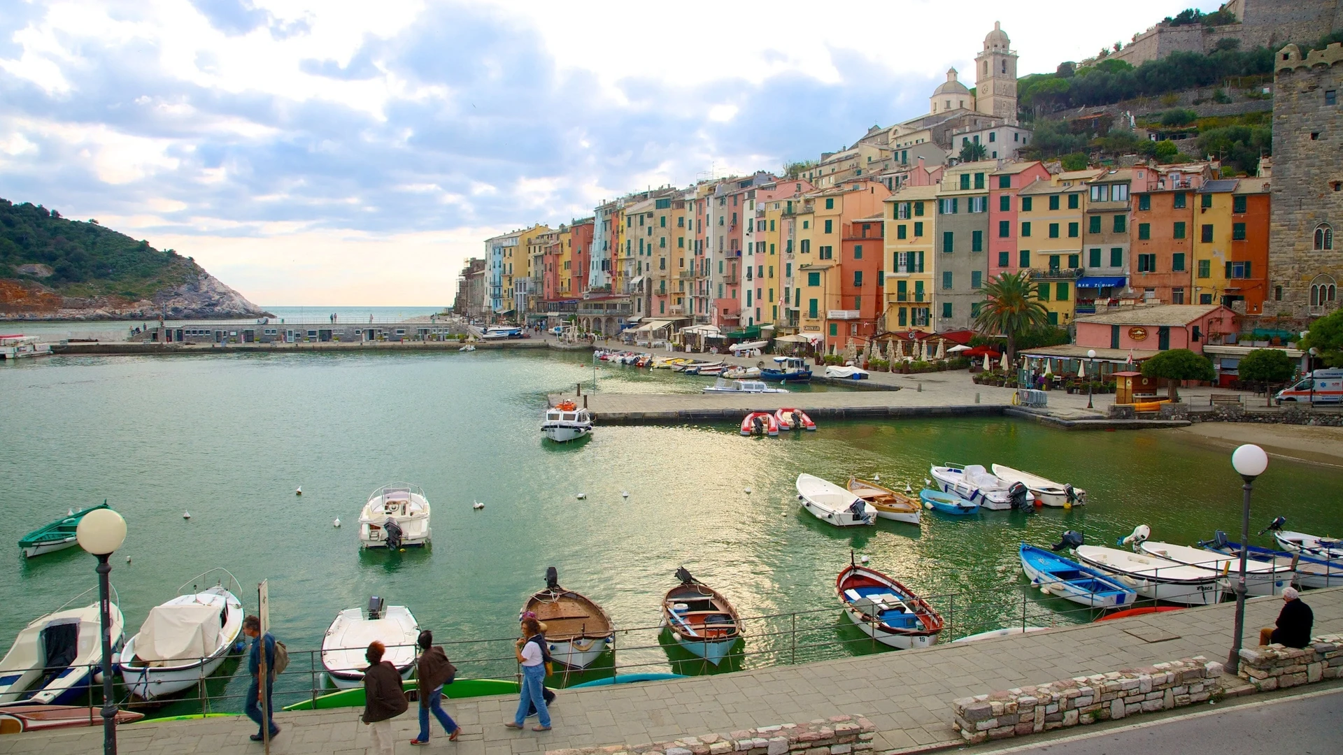 Dove dormire a La Spezia: la base furba per le Cinque Terre