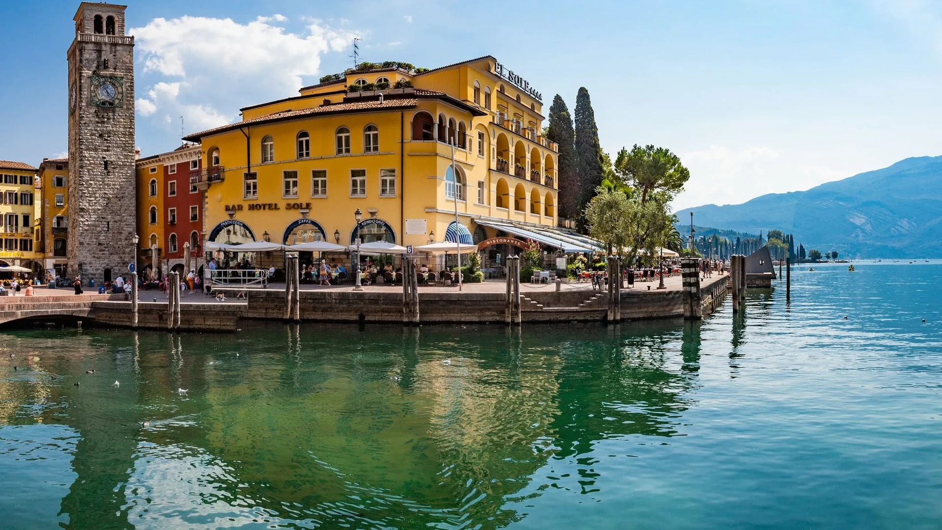 Dove dormire a Riva del Garda e sul Garda trentino: Torbole, Arco e la Valle di Ledro