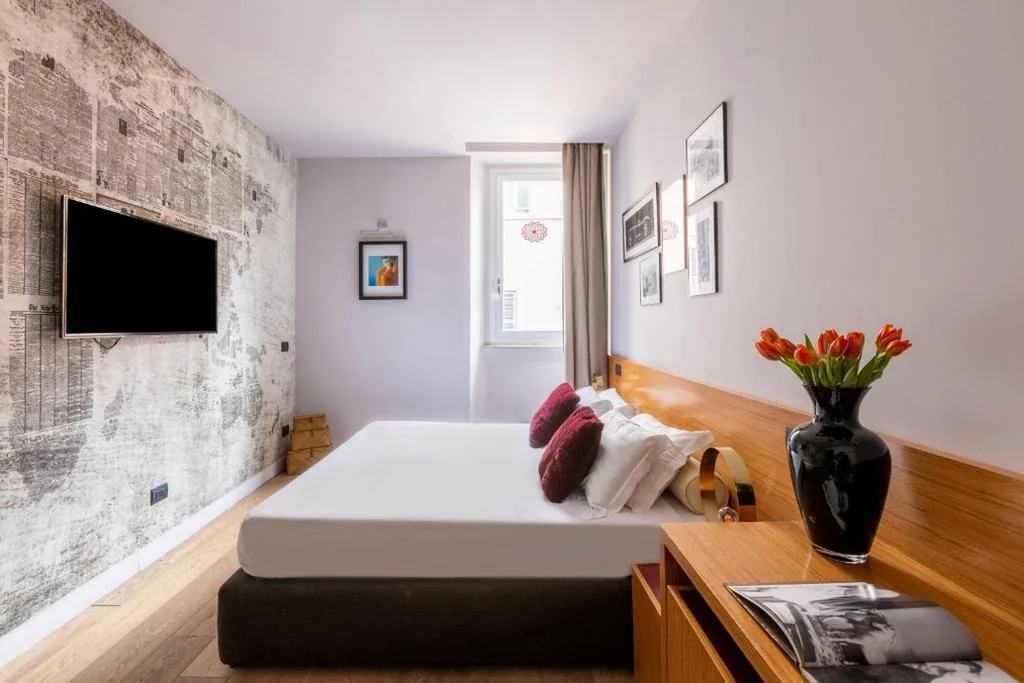 DownTown Boutique House – CA Domus Collection