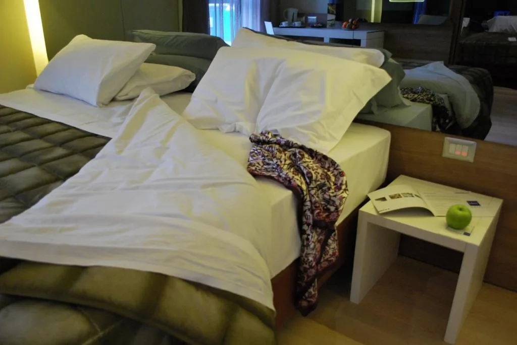 Due Camere Comunicanti Matrimoniali/Doppie con Letti Singoli — Idea Hotel Plus Savona