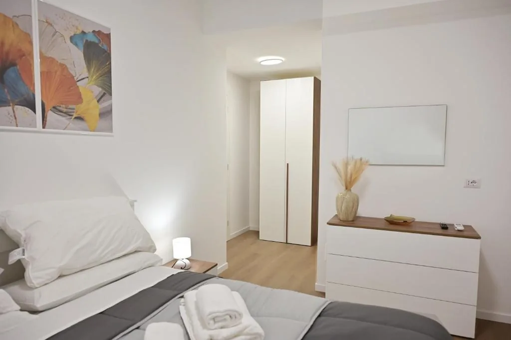 Eagle Roman Guest House
