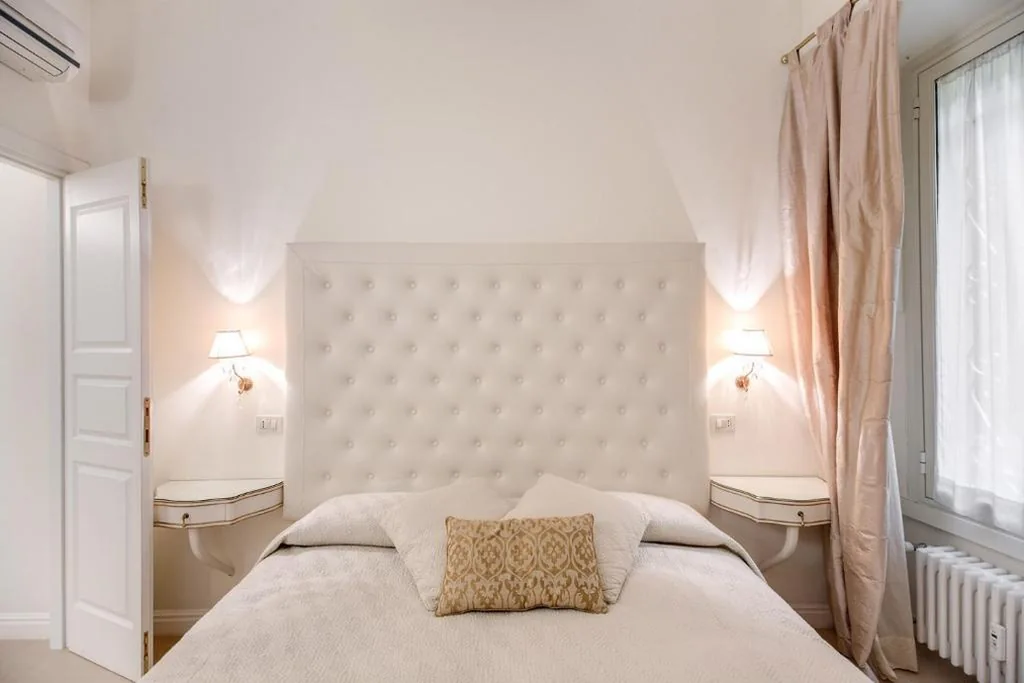 Elegant Flat Spanish steps