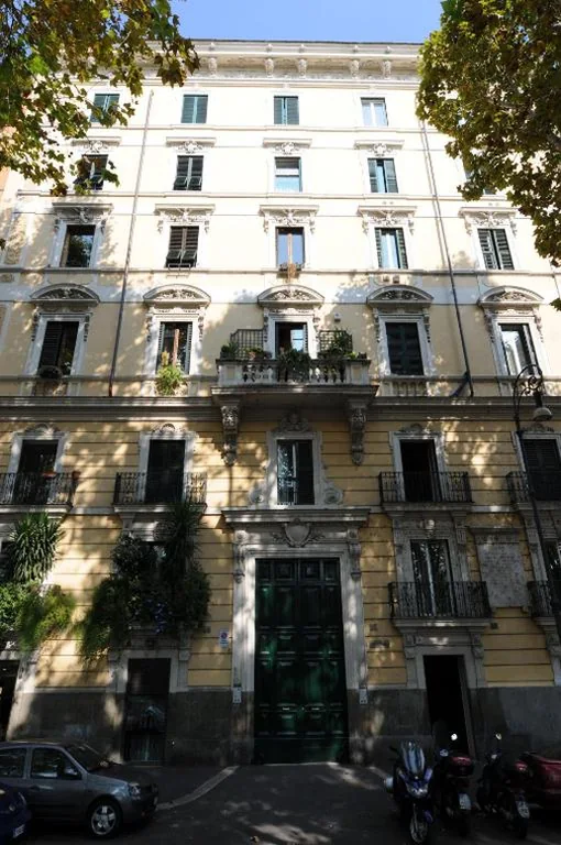 Elegant Flat Spanish steps — foto 6