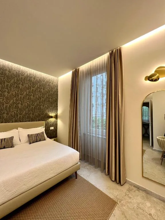 Elegant Rooms