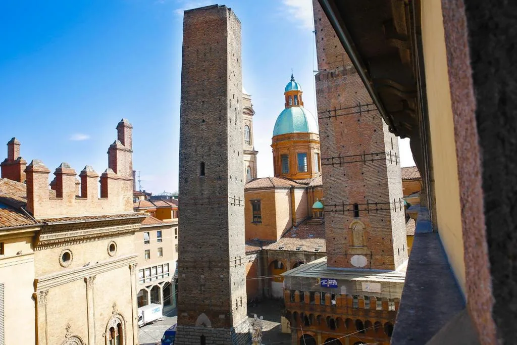 Albergo Garisenda con terrazza panoramica sulle Due Torri — foto 6