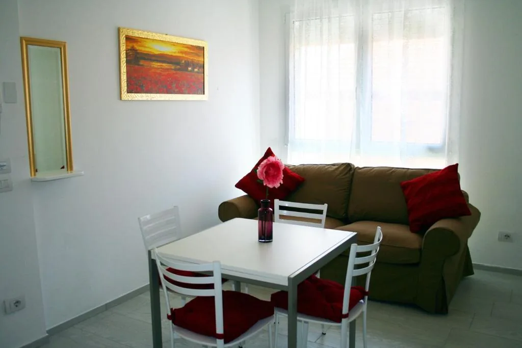 Appartamento con 2 Camere da Letto — Residence Fanny