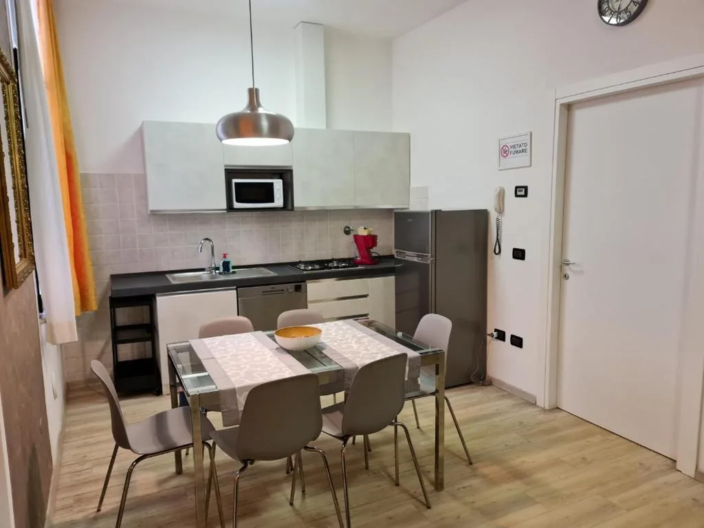 Appartamento con Due Camere da Letto - Piano Terra (6 Adulti) — Residence Millennium