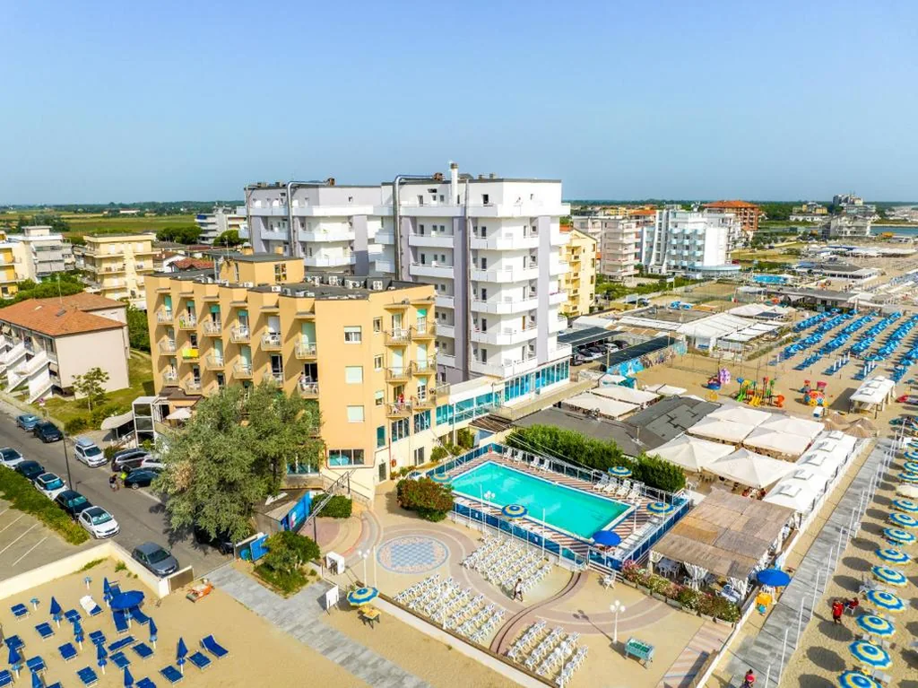 Bikini Tropicana Family Hotel — foto 3