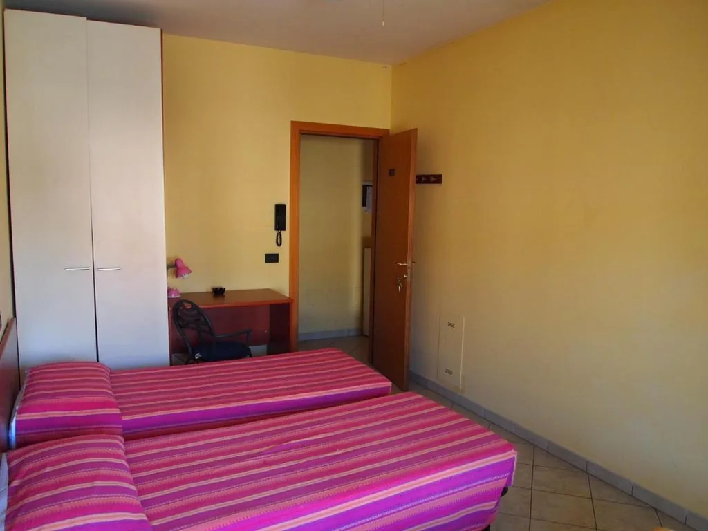 Twin Room with Single Beds — Caffetteria dell’Angolo