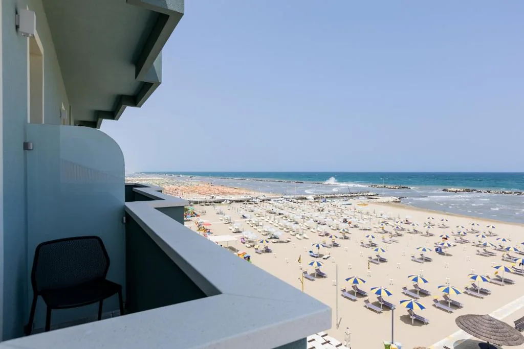 Camera Familiare con Vista Mare — Hotel Acquamarina Viserba