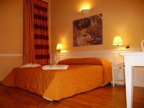 Classic Double Room (1 Adult) — Casa Romagnosi