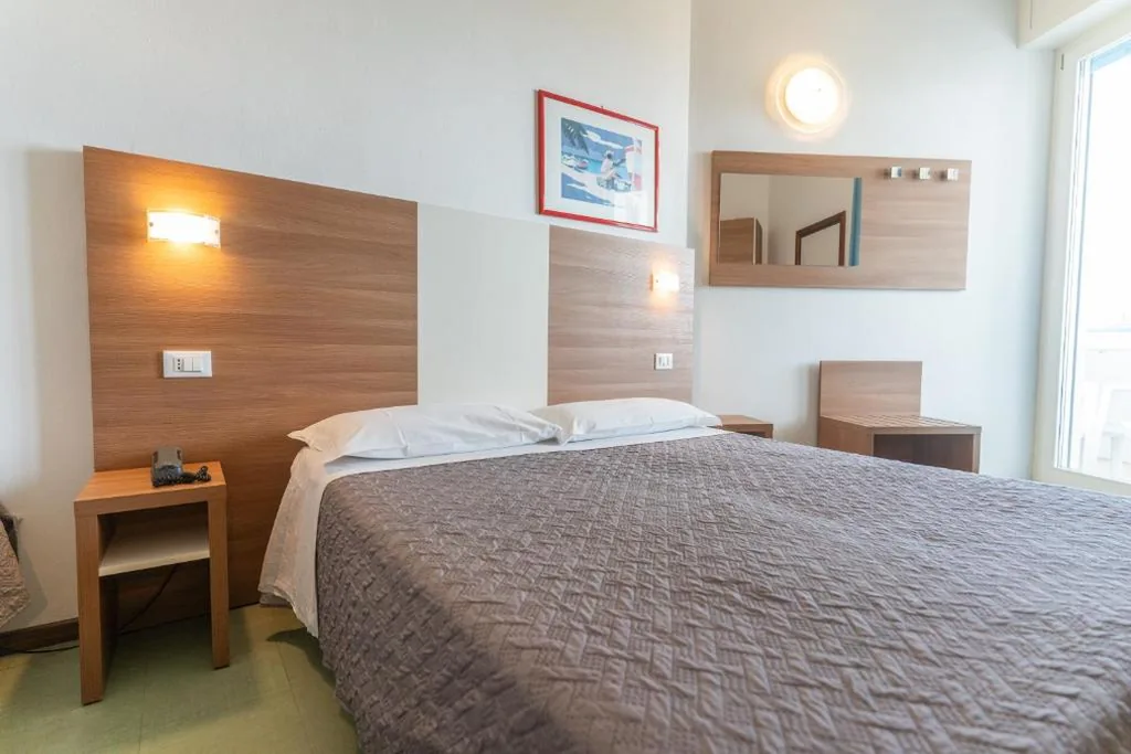 Double Room with Balcony and Sea View — Hotel Concord