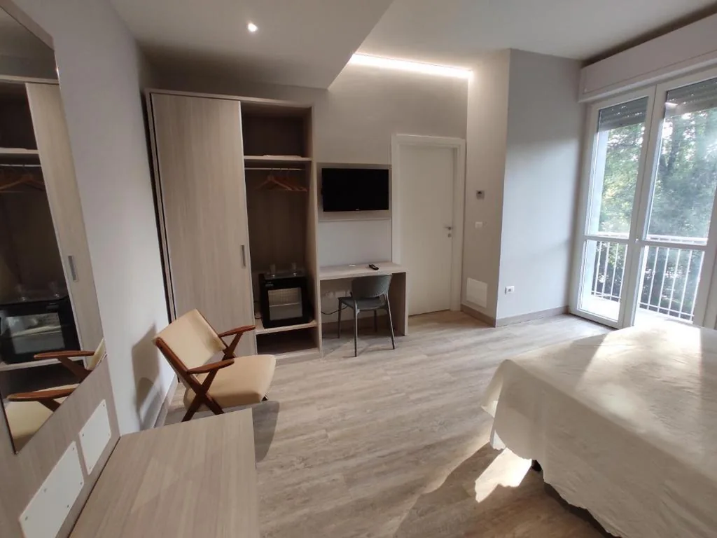 Double or Twin Room with Balcony — ALBA RESIDENCE