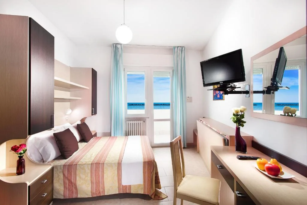 Double or Twin Room with Balcony and Sea View — Hotel Asiago Beach