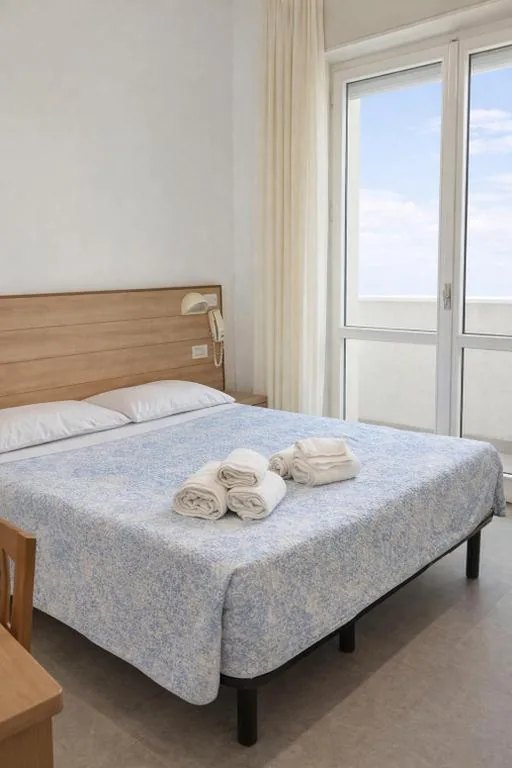 Camera Matrimoniale — Hotel Brezza Nuova Gestione