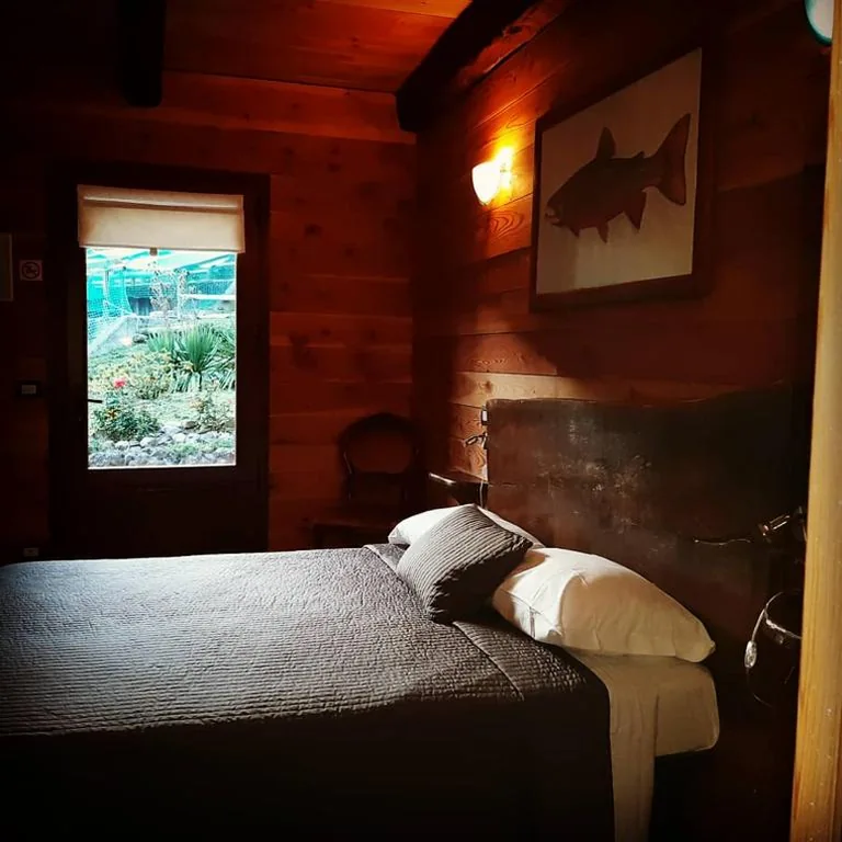 Quadruple Room with Private Bathroom — Trout Lodge