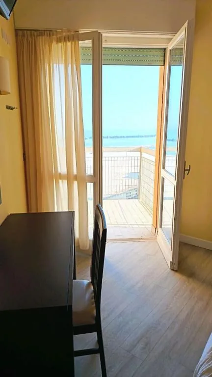 Quadruple Room with Sea View — Bikini Tropicana Family Hotel