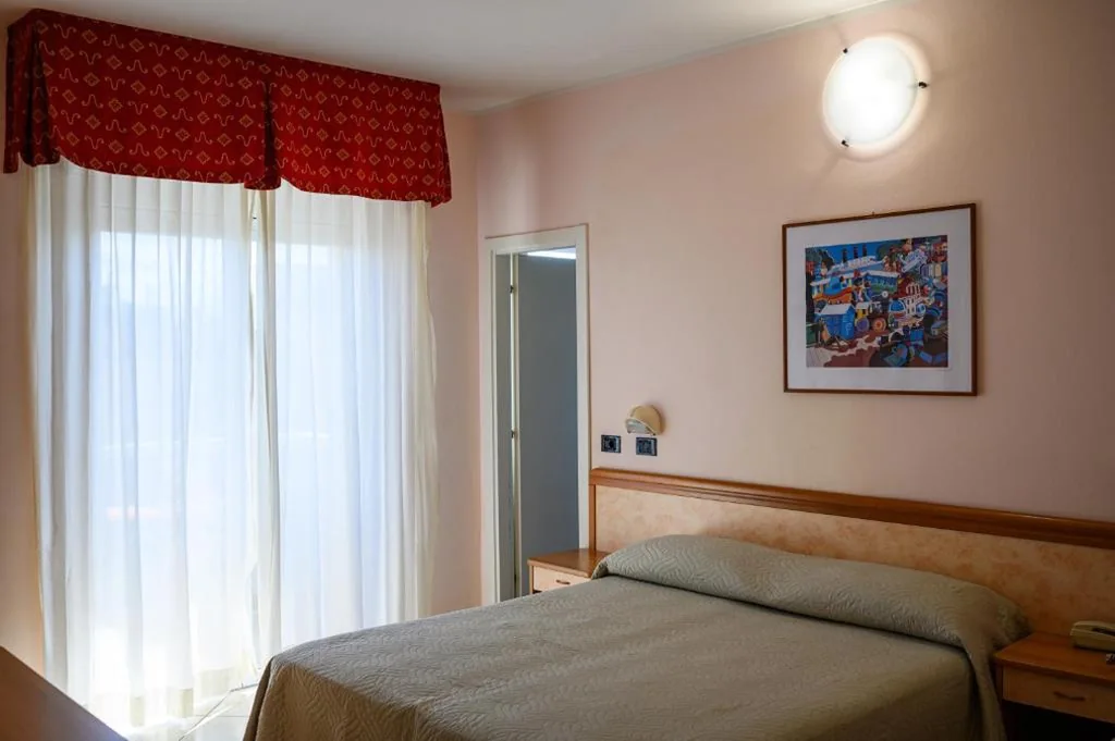 Camera Singola — Hotel de Paris