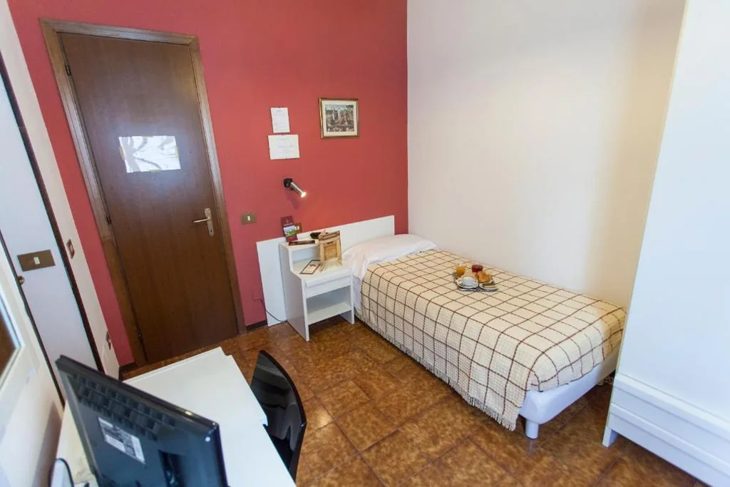 Single Room — Hotel Ristorante San Carlo