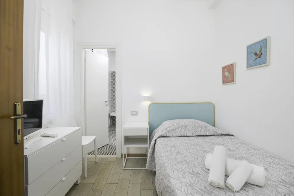 Standard Single Room with Sea View — Hotel Marco