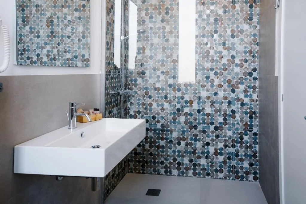 Superior Double or Twin Room with City View — LaMì Room & Apartment