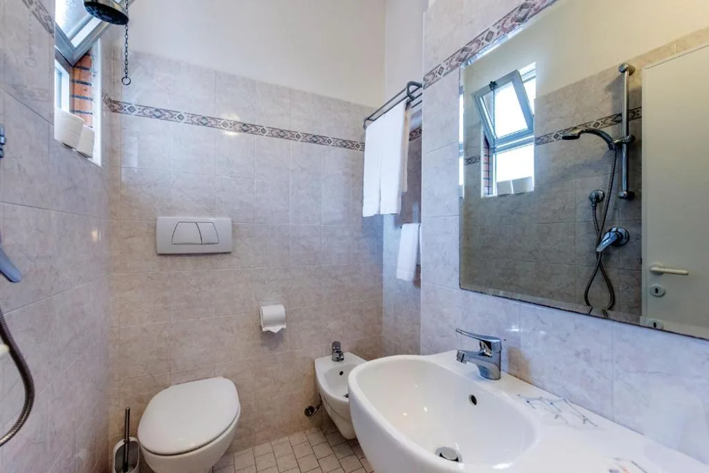 Classic Triple Room — Hotel Seven