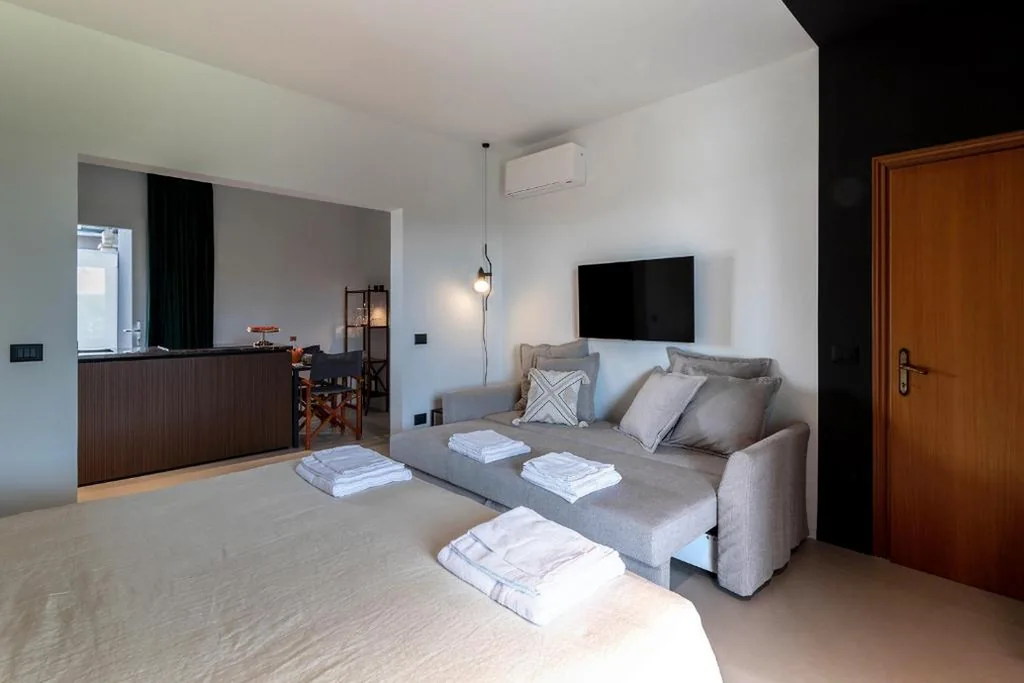 Camera Tripla con Bagno Privato — Memento Agriturismo