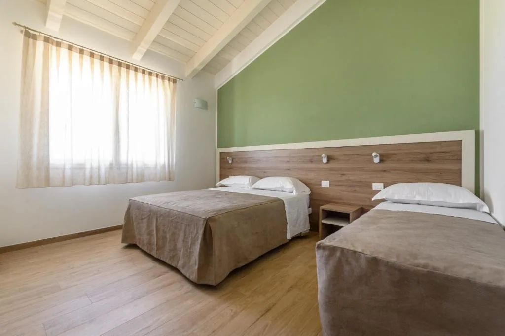 Triple Room with Private Bathroom — Terra Fina