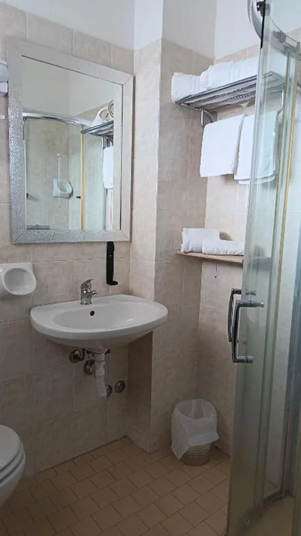 Triple Room with Balcony - Bikini — Bikini Tropicana Family Hotel