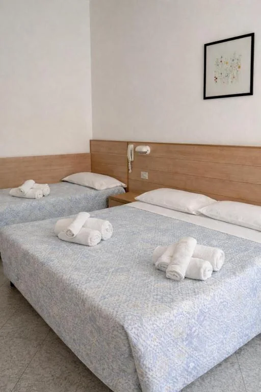 Camera Tripla Executive — Hotel Brezza Nuova Gestione