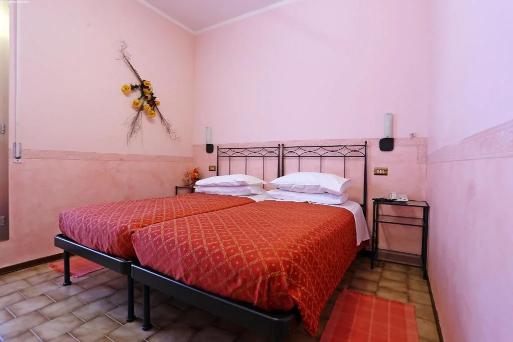 Camera Tripla — Hotel Astoria