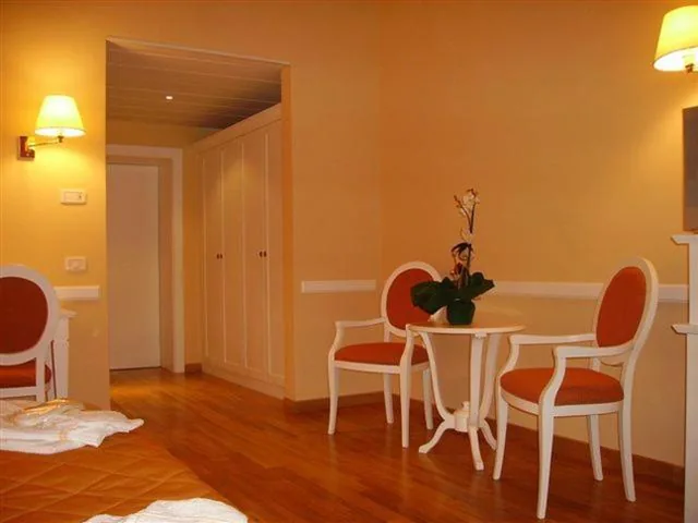 Superior Triple Room — Casa Romagnosi