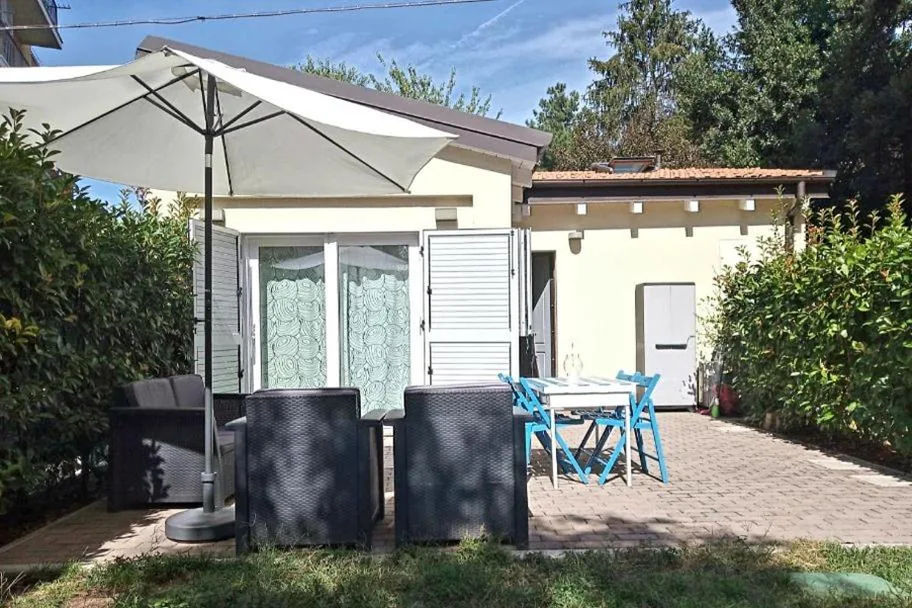 Casa con 1 Camera da Letto — Giardino di Annabella-giardino privato-posto auto