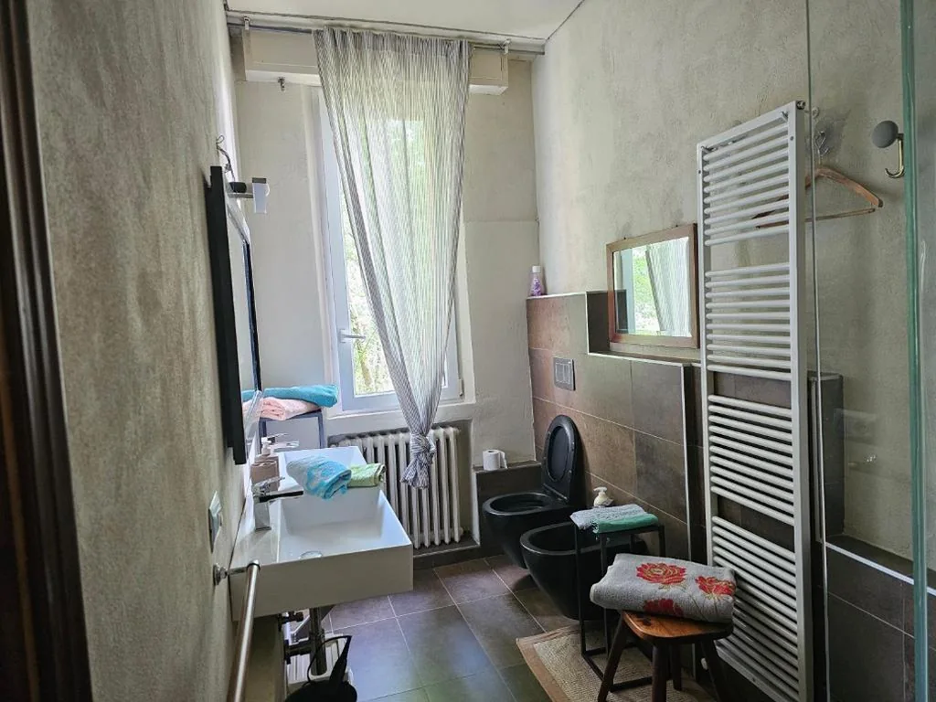 Casa VINCENZO 130 mq con portico ed ingresso esclusivo dal giardino