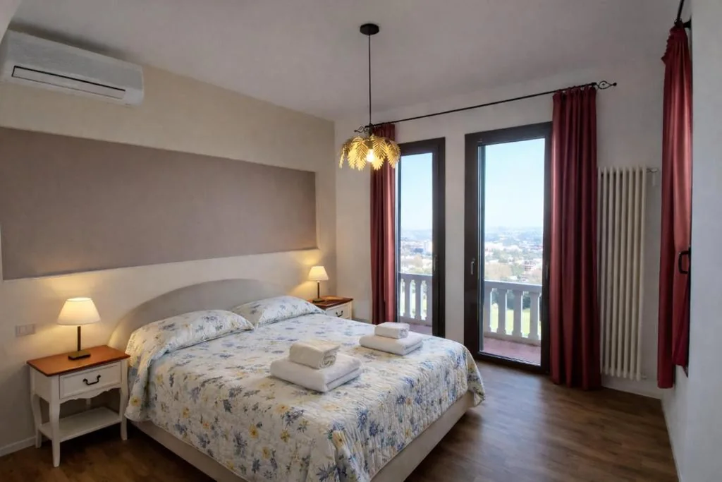 Corina’s Place Bologna Home
