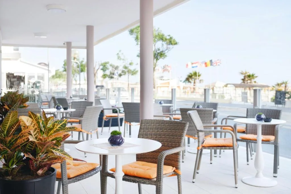 Hotel Holiday Beach — foto 4
