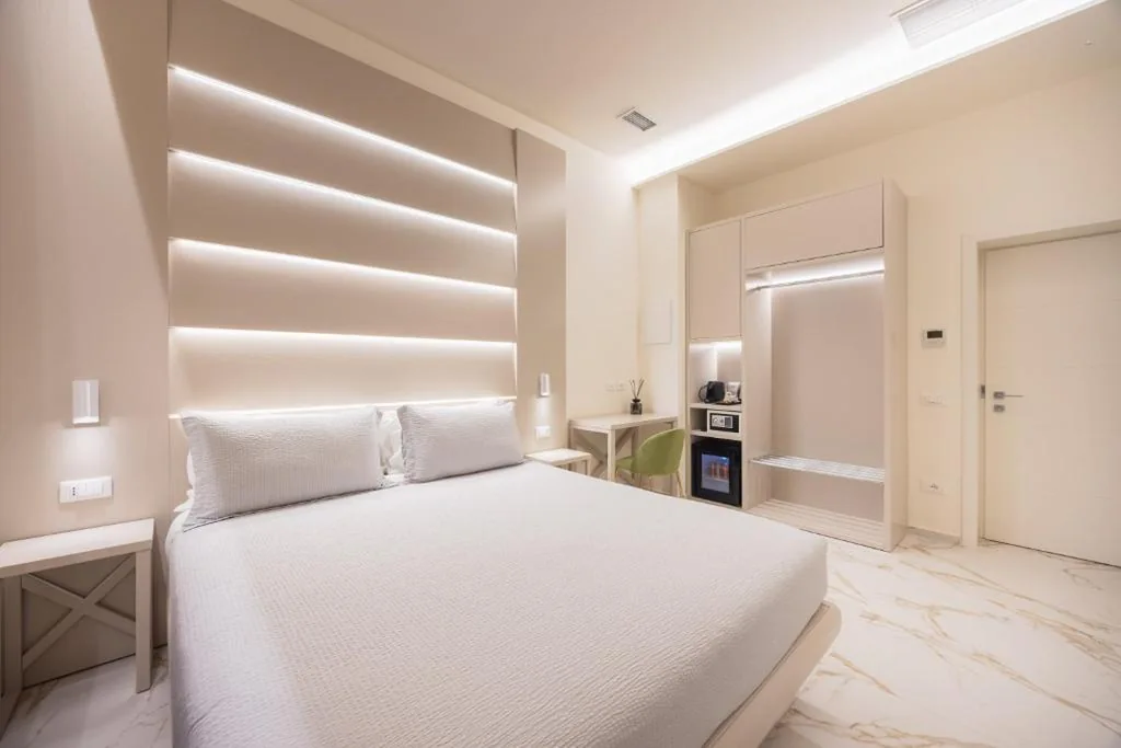 Imperiale Station Suite