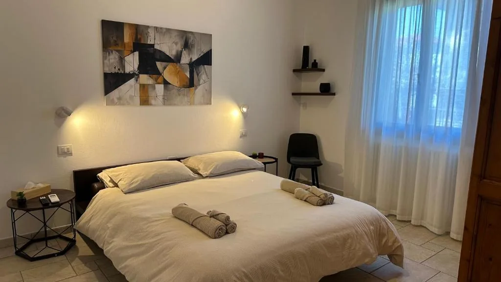 La Casa Bianca Rooms&Lounge