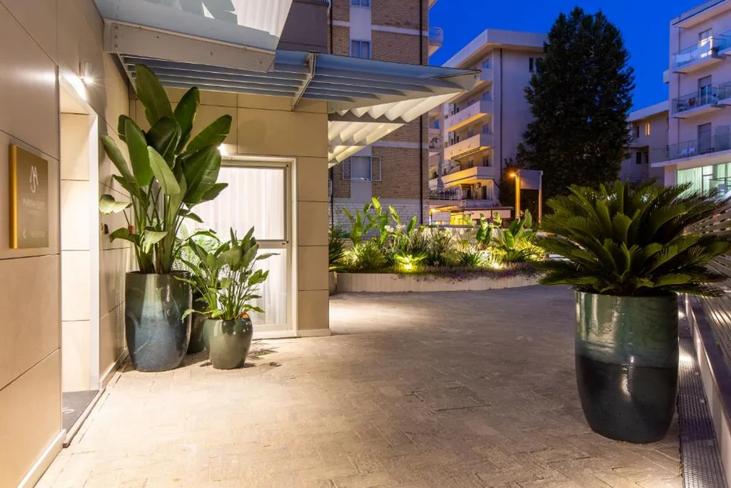 Marina Suite Apartments — foto 8