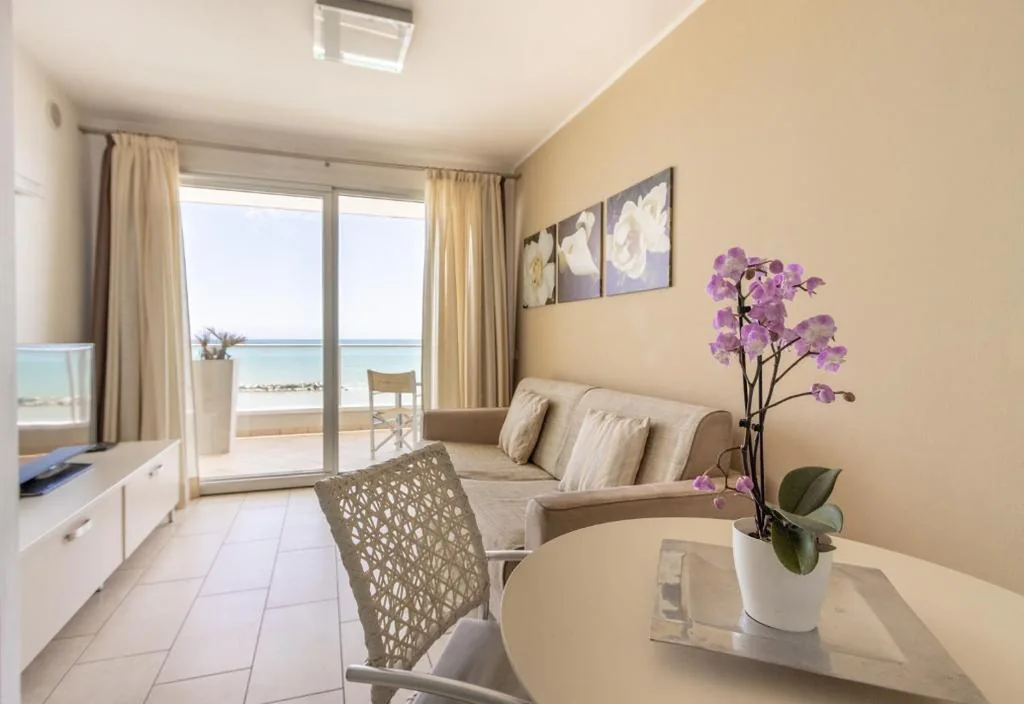 Superior Suite with Sea View — Vistamare Suite